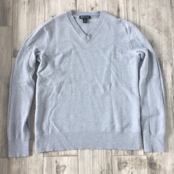 Banana Republic Other - Banana Republic Men’s Gray V-Neck Sweater SZ XL